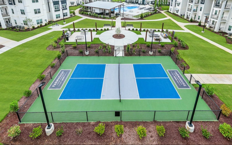  Outdoor Amenities